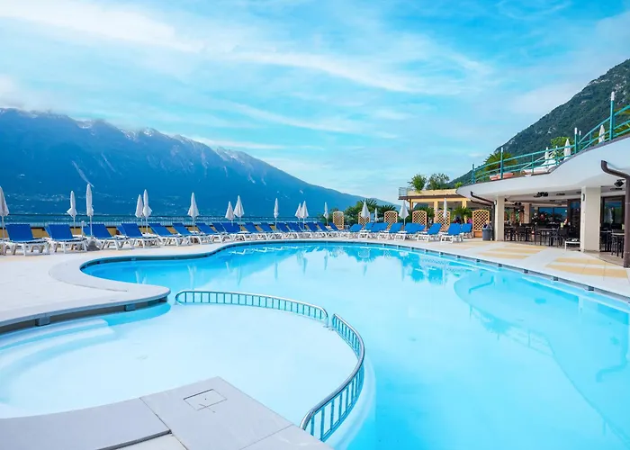 Hotel San Pietro Limone sul Garda
