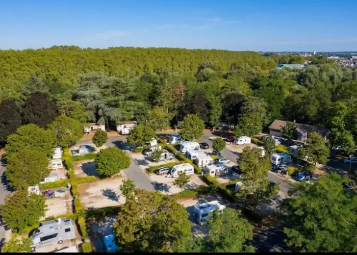 Camping De Bourges