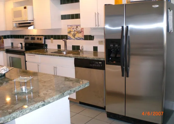 Kawama Yacht Club Apartment Key Largo