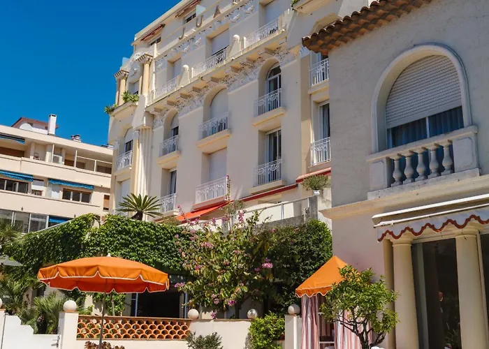 Hotel Juana