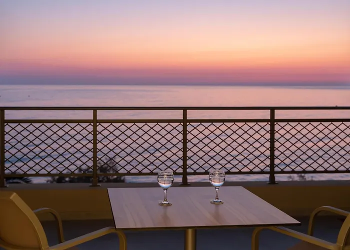 Nana Golden Beach All Inclusive Resort&Spa Limenas Chersonisou