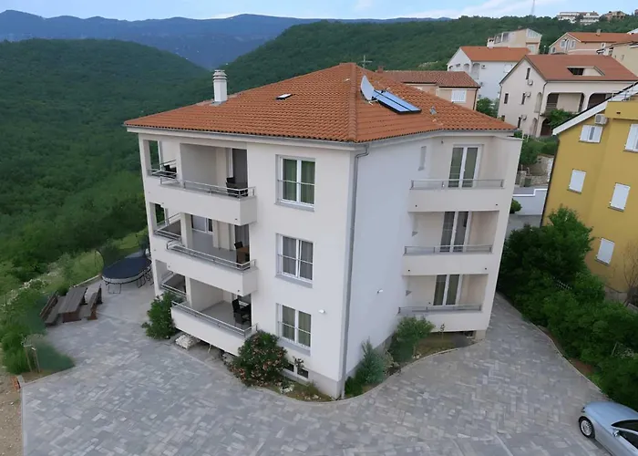 Villa San Antonio Apartments By Aneo Travel Crikvenica