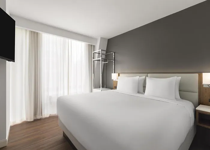 Best Western Premier Empire State Hotel