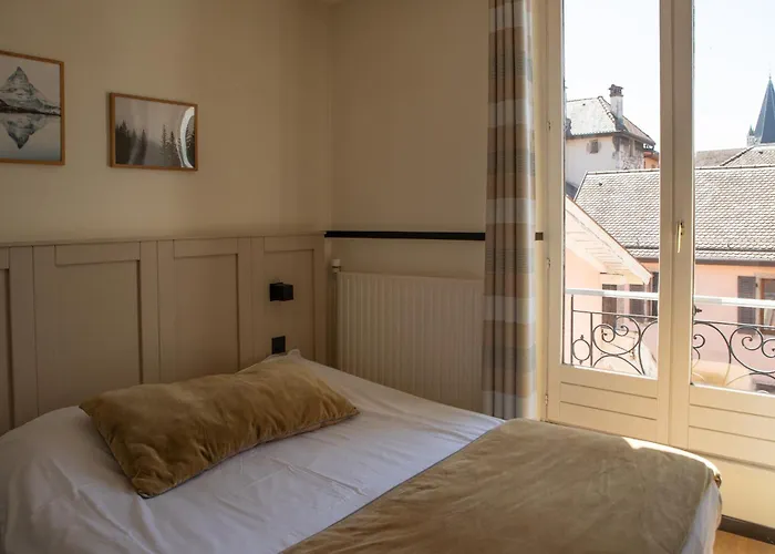 Hotel Du Nord Annecy admite animales