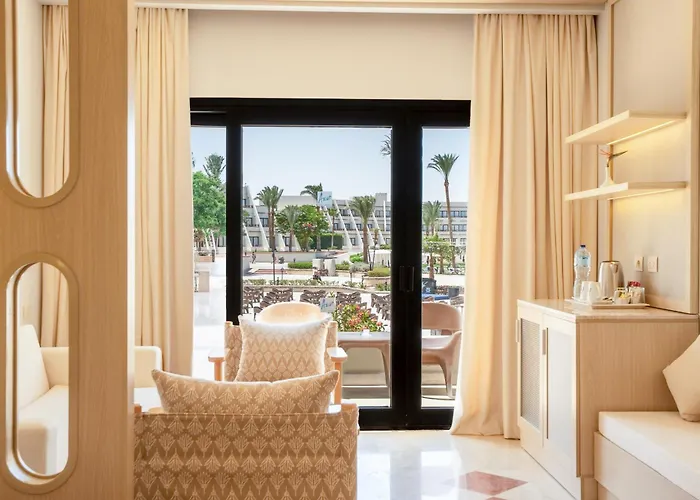 Pharaoh Azur Resort