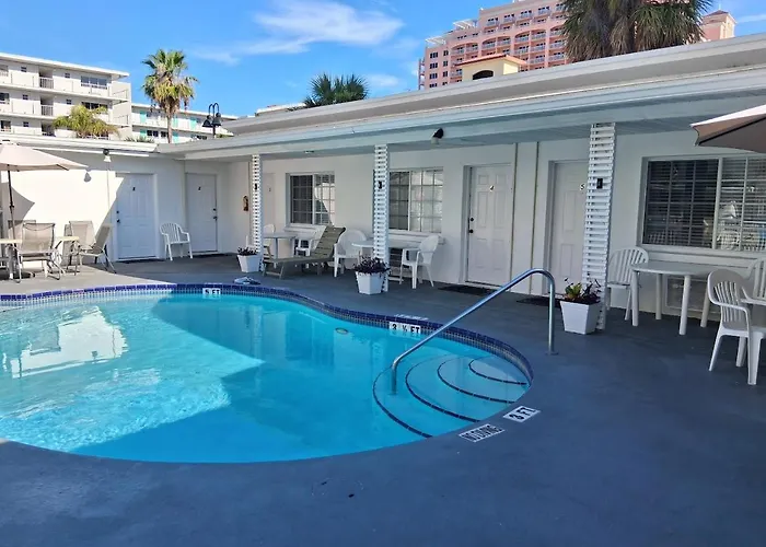 Tropical Sky Ranch Motel