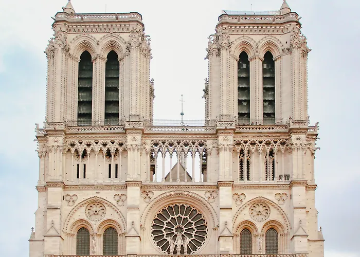 Hôtel Le Monna Lisa by Inwood Hotels Paris