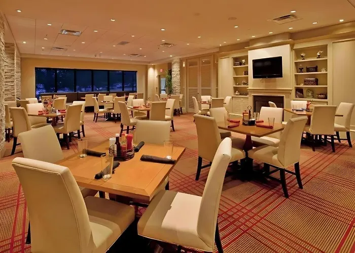 Adam'S Mark Hotel & Conference Center