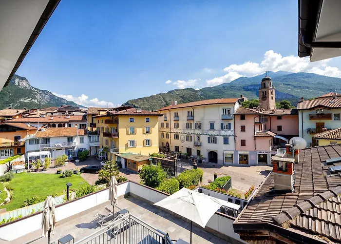 Hotel De Nac Torbole Sul Garda