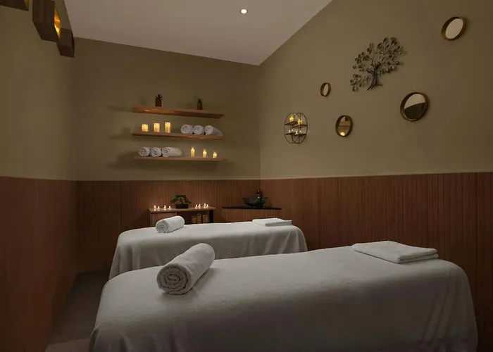 Le Centell Hotel & Spa (Adults Only)
