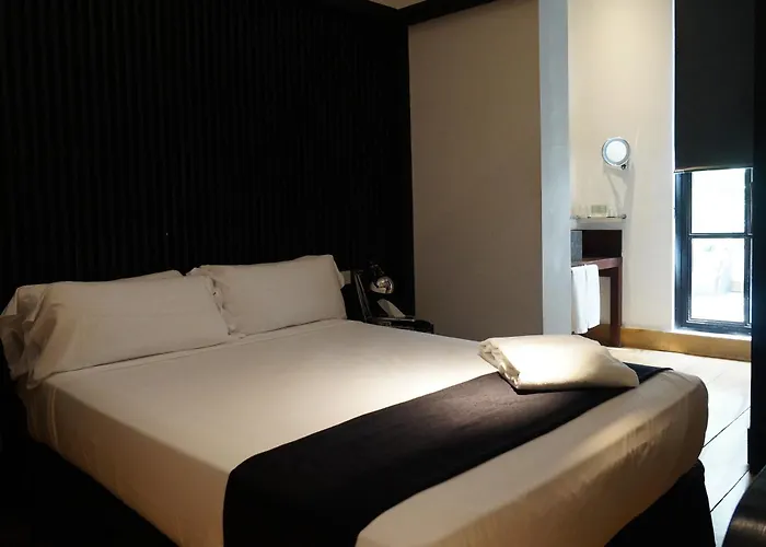 Hotel Market Barcelona Con una Pista de Golf