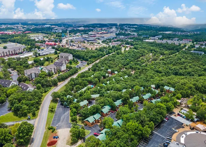 Pet friendly Cabins At Green Mountain, Trademark Collection By Wyndham Branson