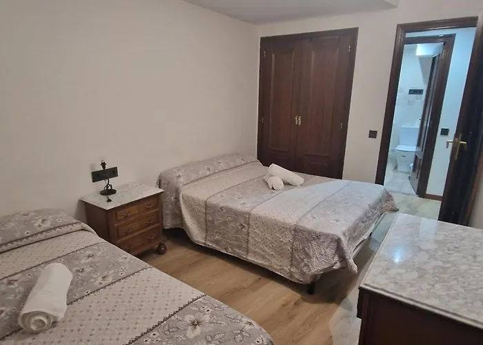 Boutique Apartamentos Salamanca Puerta Zamora, Centro, Wifi con salón y 2 dormitorios, Parking