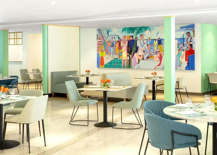 Queen Elizabeth 2 Hotel Dubaï