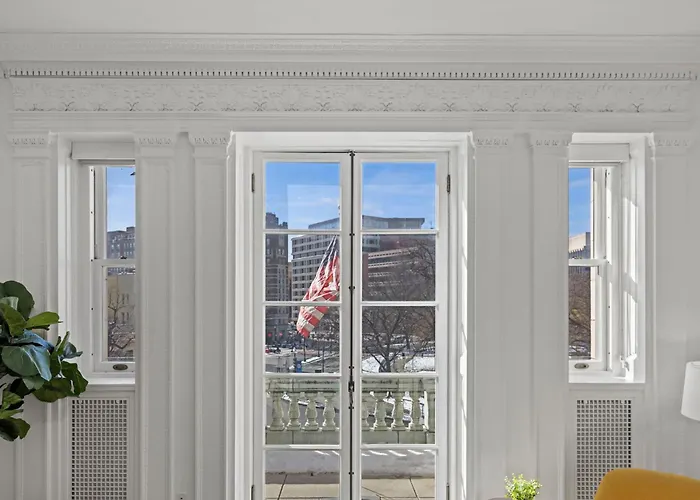 Placemakr Dupont Circle