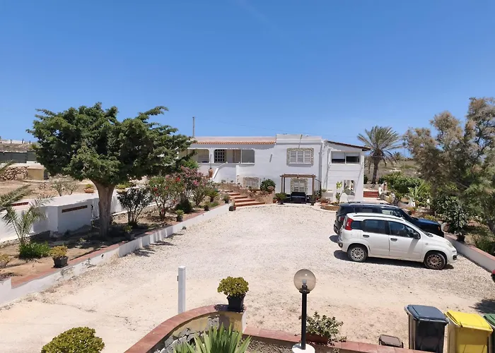 La Pergola Apartments Lampedusa