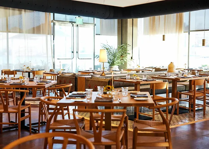 Pet friendly Canopy By Hilton Baltimore Harbor Point
