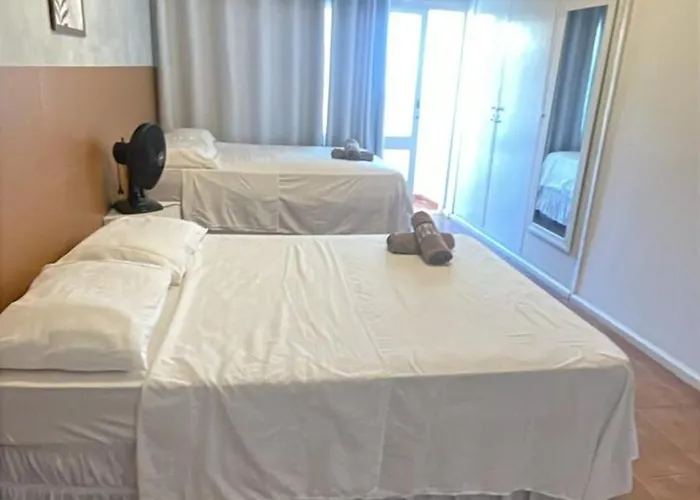 Quarto a 150m da Praia do Farol da Barra III