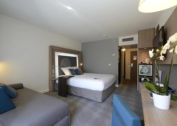 Novotel Avignon Nord met golfbaan