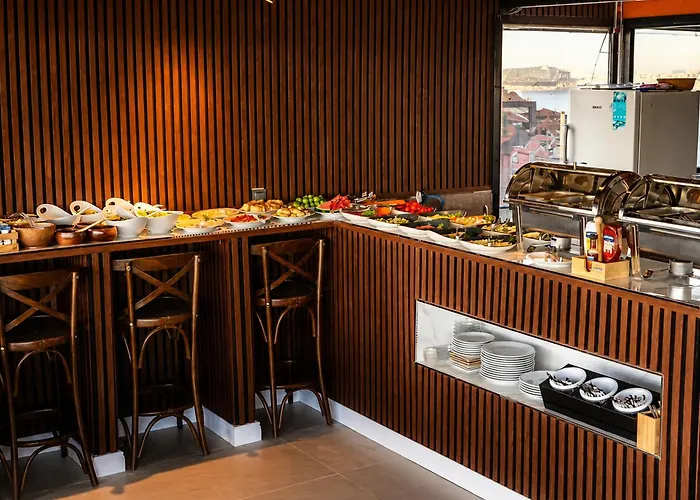 Grand Ambiance Hotel