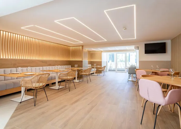 Boutique Halley Hotel&Apartments Affiliated by Meliá Benidorm