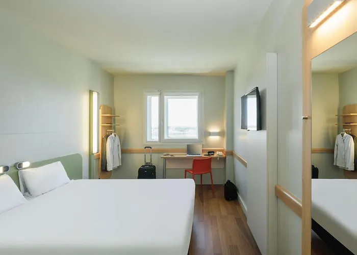 Ibis Budget Malaga Aeropuerto Avenida De Velazquez