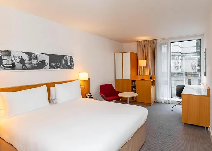Doubletree By Hilton Hotel London - Tower Of Londres Avec Terrain de Golf