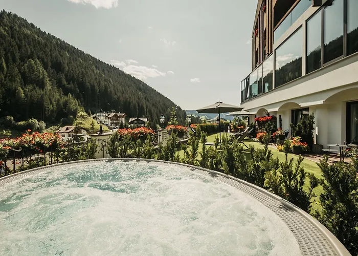 Hotel Chalet S - Dolomites Design - Adults Recommended Wolkenstein in Gröden