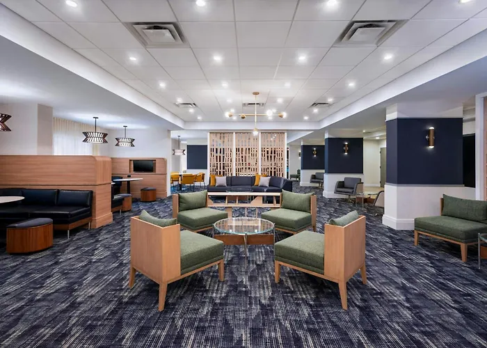 Courtyard By Marriott Toronto Airport