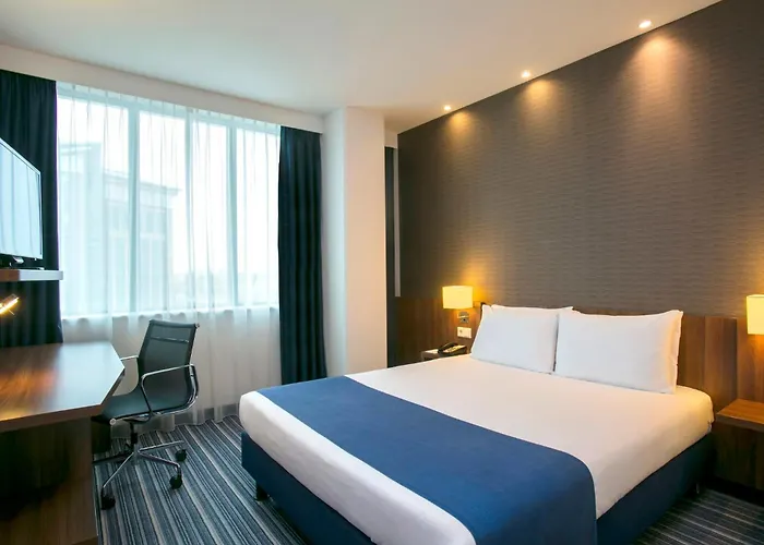 Holiday Inn Express Amsterdam - Sloterdijk Station, an IHG Hotel