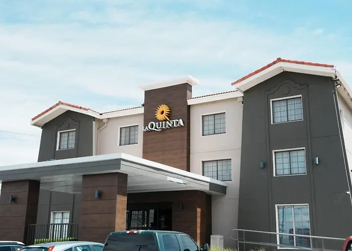 La Quinta Inn by Wyndham Albuquerque Airport