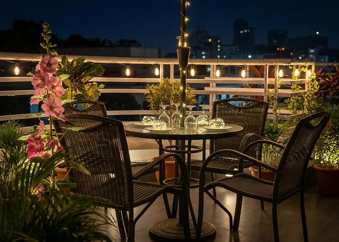 Aristocrat Inn - Lake Park & Usa Club Dhaka