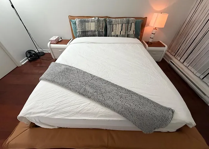 Vancouver Downtown Central 1 Bedroom Condo