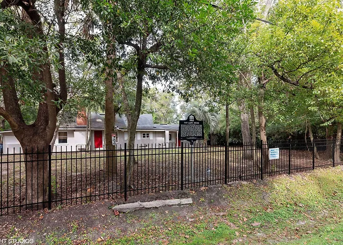 The Van Zant House