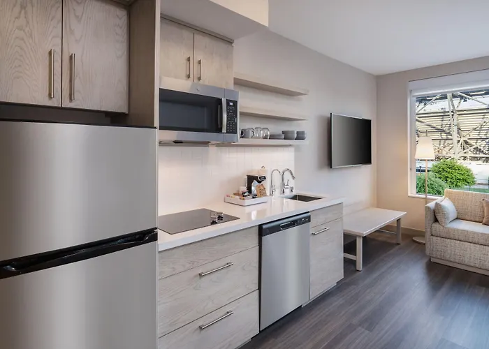 Element By Marriott San Jose Airport Hotel