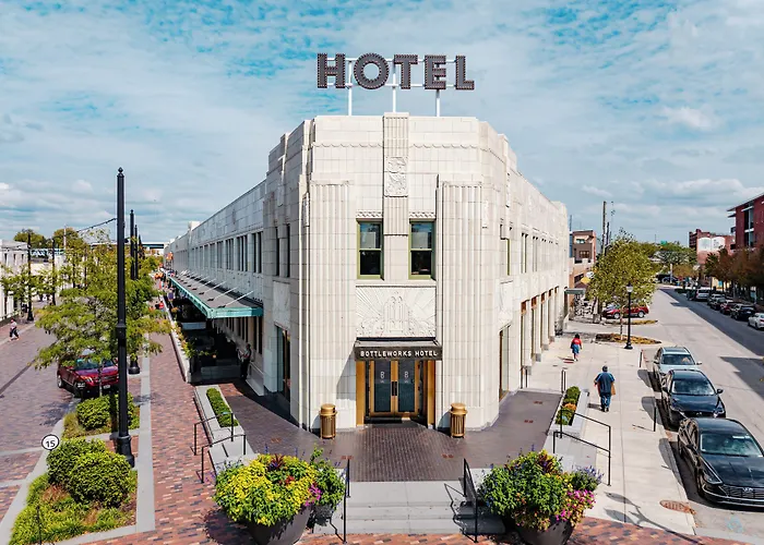 Bottleworks Hotel