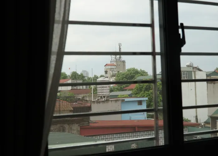 Hanoi La Cascada House & Travel
