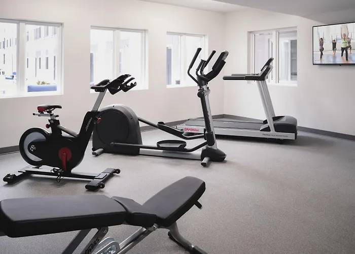 Stayapt Suites Greenville-Haywood Mall