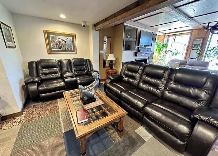 Alaska Angler'S Inn