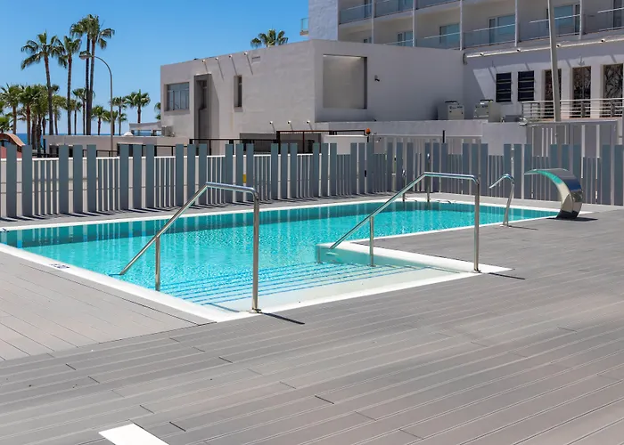 Carihuela Suites