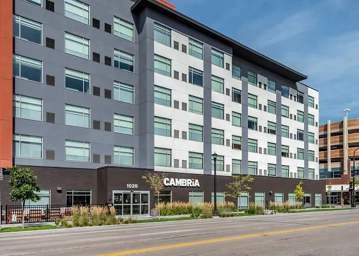 Cambria Hotel Minneapolis Downtown