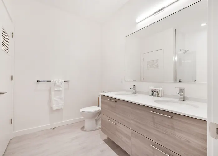 Pet friendly Global Luxury Suites Downtown Boston