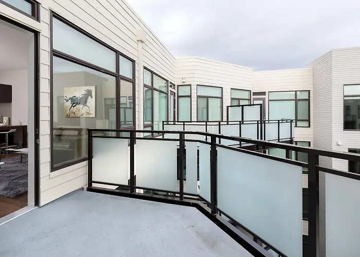 Global Luxury Suites At Downtown Mountain View