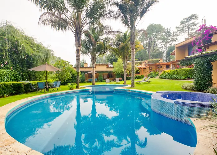 Pet friendly La Joya Del Viento Bed & Breakfast Valle de Bravo