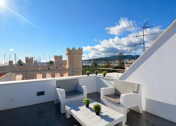 Lonja Suites Apartments
