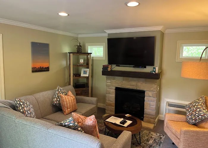 Seven Oaks Bed & Breakfast