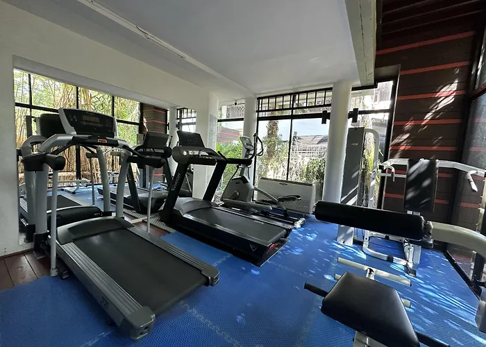Boutique Navatara Phuket Resort Rawai