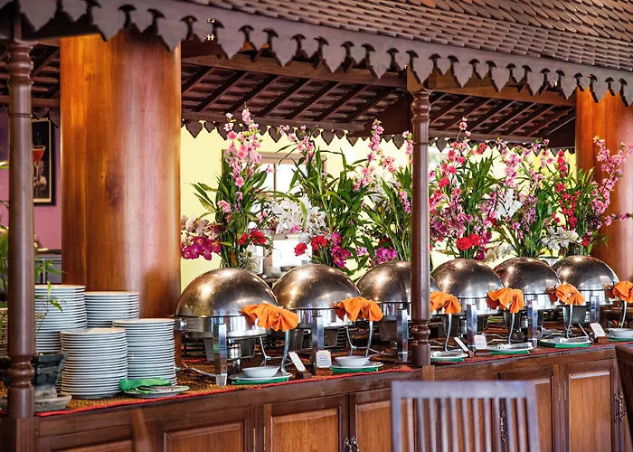 Royal Crown Hotel & Spa