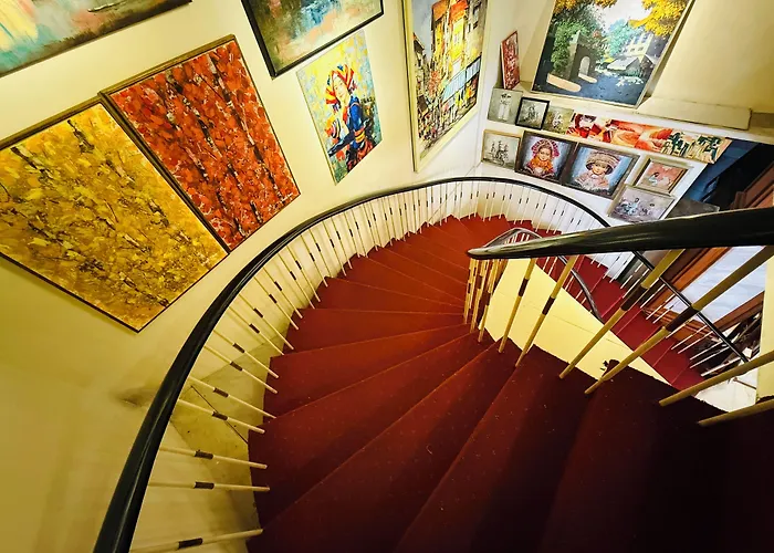 Huong Sen Hotel
