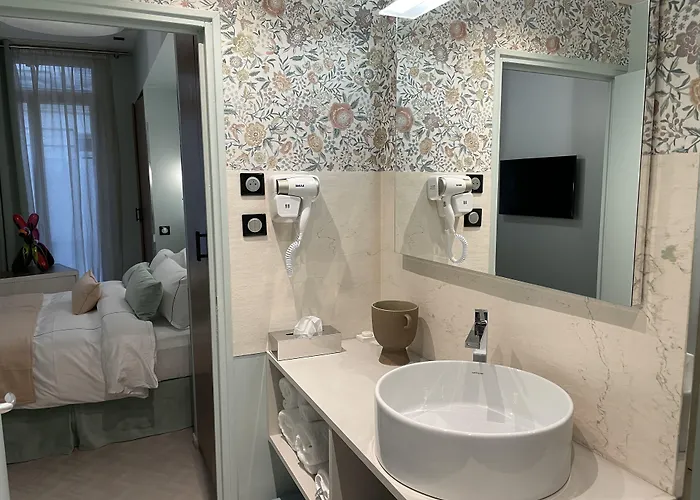 Hotel 33 Marbeuf
